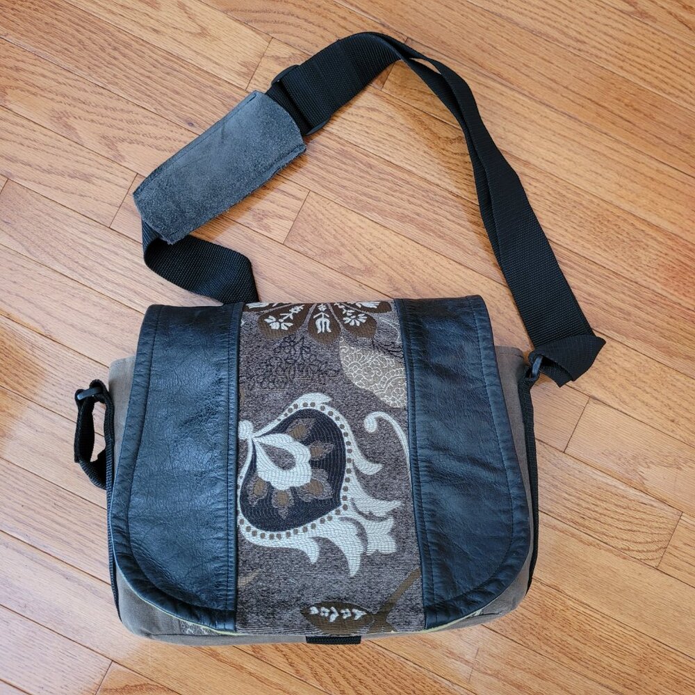 Porteen Gear Camera Bag Carrier Custom Designer Handcrafted